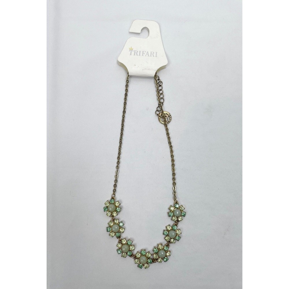 NWT‎ Trifari Crown Floral Flower Green Necklace Gold Tone